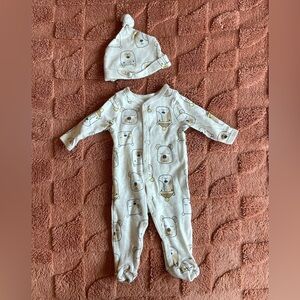 NWOT Organic Sterling Baby Newborn PJ/Hat Set